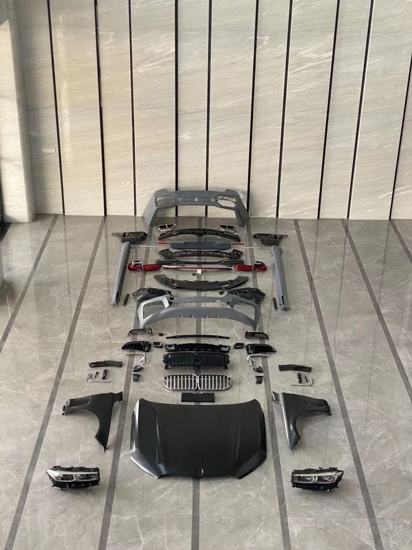Bmw 7 Uyumlu Serisi G11 To G12 Facelift Body Kit (Far Stop Bagaj Çamurluk Kaput Dahil)