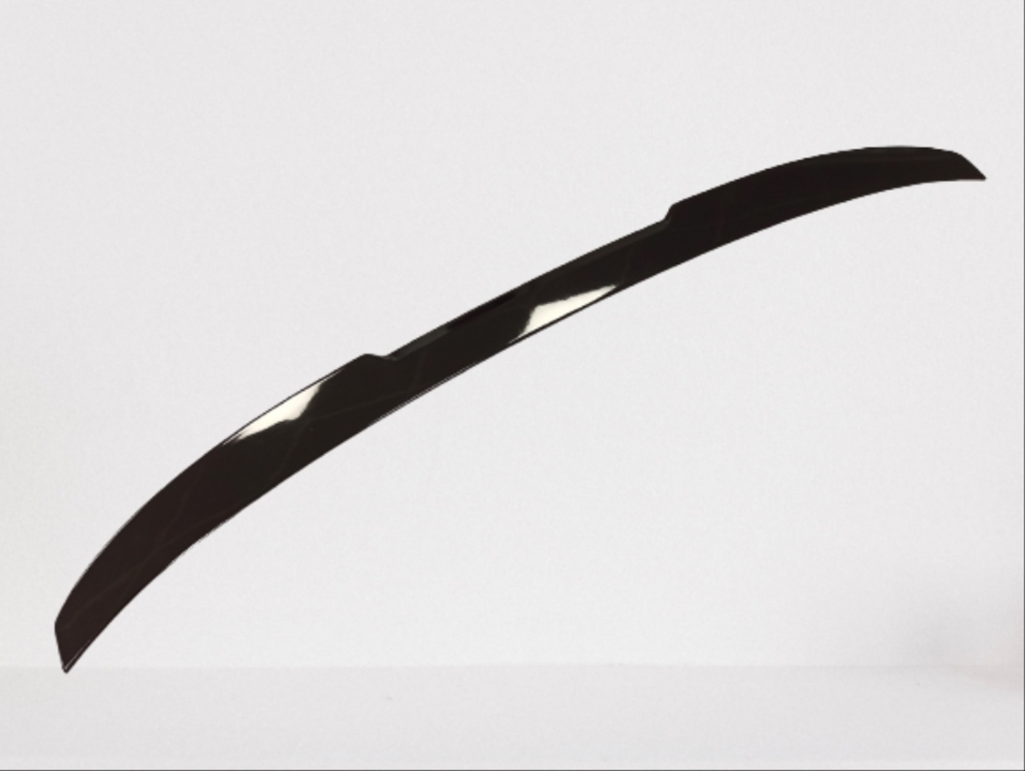 Bmw 5 Uyumlu Serisi G30 M4 Spoiler - Piano Black (Parlak Siyah)