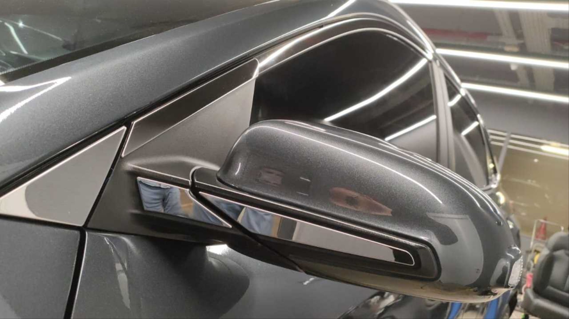 Hyundai Kona Uyumlu Ayna Çıtası