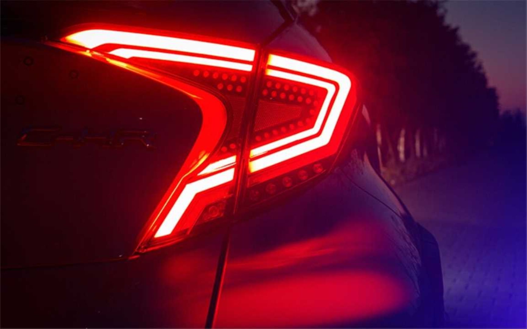 Toyota C-Hr Uyumlu LED Stop - Kırmızı (2016-2019) (Makyajsız Kasa İçin)