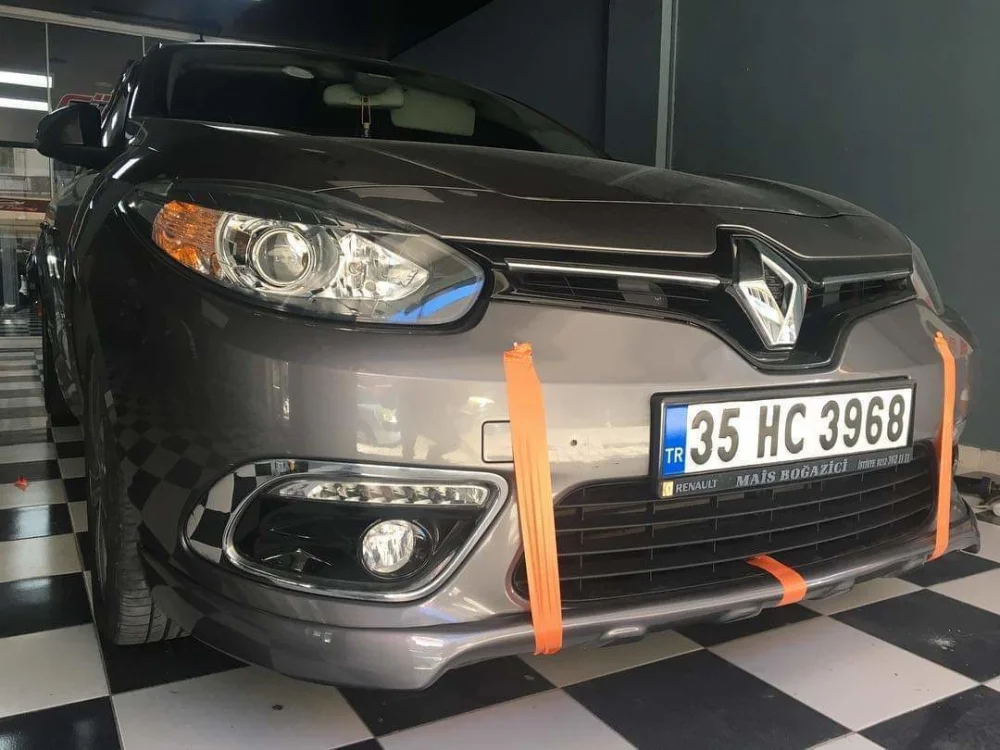 Renault Fluence Uyumlu Boyasız Ön Ek