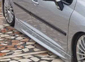 Peugeot 207 2006-2014 (A7) uyumlu Yan Marşpiyel modelleri DRS Tuning'de. Kaliteli malzeme, hızlı kargo ve güvenli alışverişle hemen inceleyin.