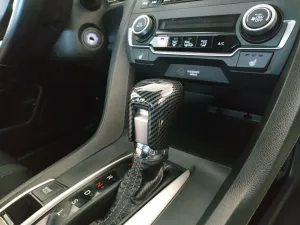 Honda Civic Uyumlu Fc5 2016-2020 Vites Topuzu Kaplama KarbonDRS Tuning kalitesiyle tanışın! Özel olarak Honda  model araçlar için üretilen bu ürün, otomobiliniz