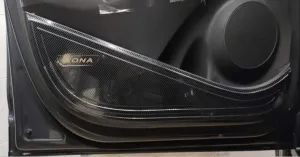 Hyundai Kona Uyumlu Kapı Koruma - KarbonDRS Tuning kalitesiyle tanışın! Özel olarak Hyundai  model araçlar için üretilen bu ürün, otomobilinizin hatlarına sport