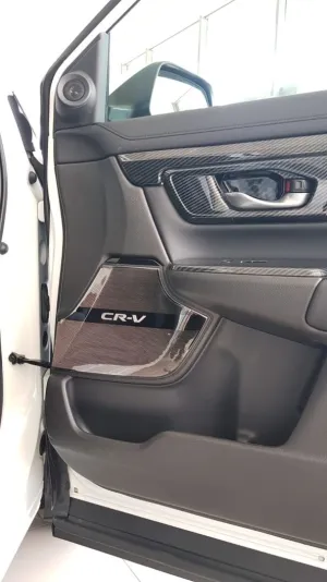 Honda Cr-V Uyumlu 2017+ Hoparlör KaplamaDRS Tuning kalitesiyle tanışın! Özel olarak Honda  model araçlar için üretilen bu ürün, otomobilinizin hatlarına sportif