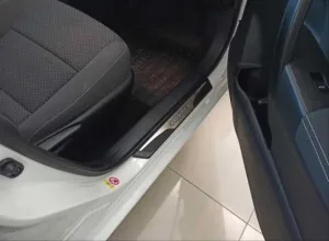 Toyota Corolla Uyumlu 2013-2016 Kapı Eşik Nikelajı IşıksızDRS Tuning kalitesiyle tanışın! Özel olarak Toyota  model araçlar için üretilen bu ürün, otomobilinizi