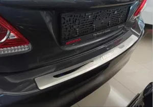 Toyota Corolla 2013-2018 (E170) uyumlu 2013-2016 Arka Tampon Üst Kaplama Kalın Model modelleri DRS Tuning'de. Kaliteli malzeme, hızlı kargo ve güvenli