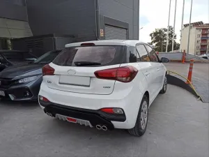 Hyundai I20 Uyumlu 2018-2019 Difüzör thumb 2