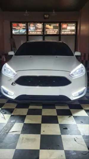 Ford Focus Uyumlu 2015-2018 Ön Sis Ledi Kayar SinyalliDRS Tuning kalitesiyle tanışın! Özel olarak Ford  model araçlar için üretilen bu ürün, otomobilinizin hatl