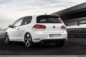Volkswagen Golf 2008-2012 (Mk6) uyumlu Coil-Ex Vı 8 / 2008 -2013 Arası Spor Yay 35 / 35 Mm modelleri DRS Tuning'de. Kaliteli malzeme, hızlı kargo ve güvenli